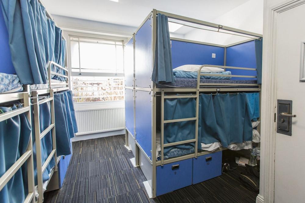 Smart Hyde Park Ostello *